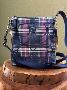 New Coach Signature Plaid Tartan Crossbody